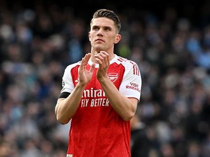 Man City Beats Arsenal in Title Race