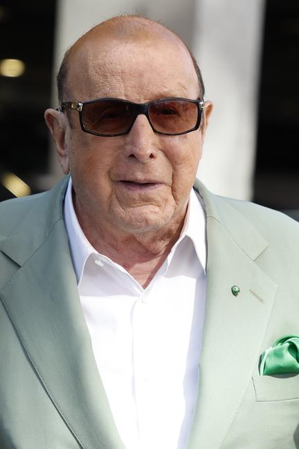 Clive Davis, Music Mogul, Dies at 94