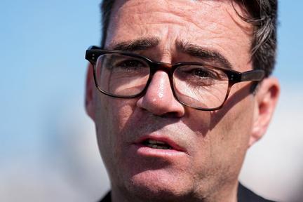Andy Burnham Hosts Zelenskyy as UK Labour Surges