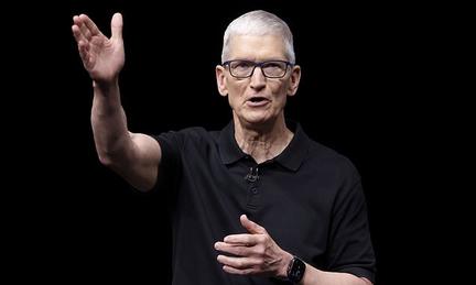 Tim Cook steps down as Apple CEO
