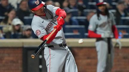 Nationals rout reeling Mets