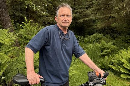 Namesake candidate advances in Alaska Senate race