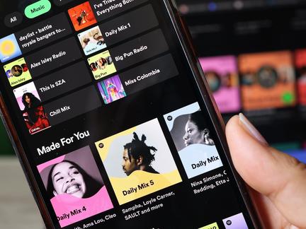 Spotify hits profit record