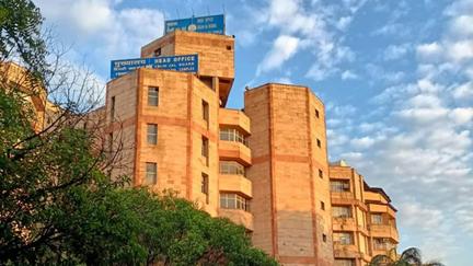 Delhi Hotel Fire Kills 22