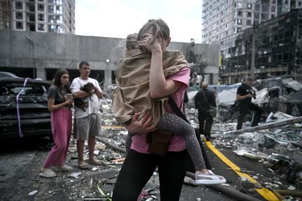 Russian Strikes Kill 23 in Kyiv Onslaught
