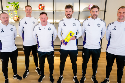 Carrick gets permanent Man Utd job