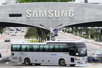 Samsung Profit Soars on AI Memory Boom