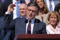 House extends FISA for 10 days