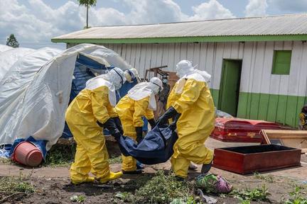 Ebola-exposed Americans evacuated
