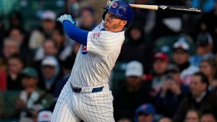 Cubs walk off Reds again