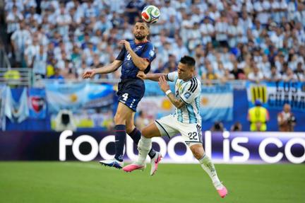 Argentina Escapes Cape Verde Classic
