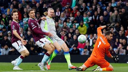 Man City Move Top of EPL