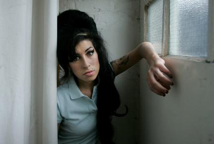 Amy Winehouse father loses lawsuit