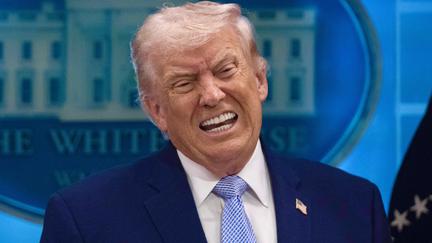 Trump threatens 'decimation' of Iran