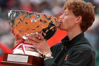 Jannik Sinner wins Monte Carlo
