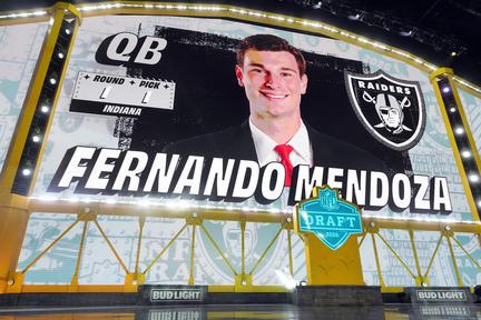 Raiders select Fernando Mendoza first