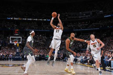 Nuggets overcome Wolves in physical opener