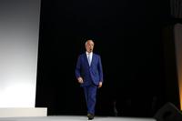 Farage Faces Funding Scrutiny Over Fraudster
