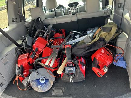 Activists Clash at Beagle Lab