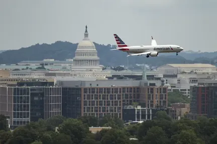 American Airlines cuts profit outlook