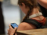 UK Plans Midnight Social Media Curfew for Teens