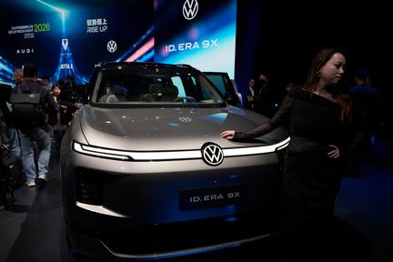 Volkswagen profit falls 14%