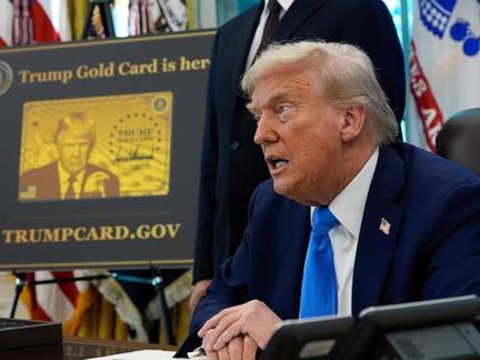 Trump's 'Gold Card' Visa Struggles