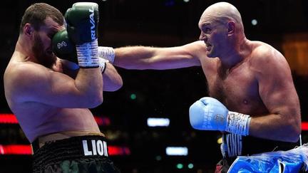 Tyson Fury Wins Comeback Fight