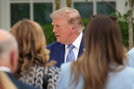 US, Canada trade war erupts