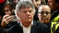 Hutch to run for parliament