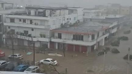 Typhoon Sinlaku Batters Pacific Islands