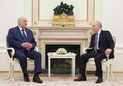 Russia holds joint nuclear drills