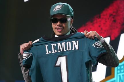 Eagles trade up for Makai Lemon