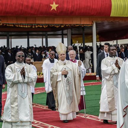 Pope Leo downplays Trump feud