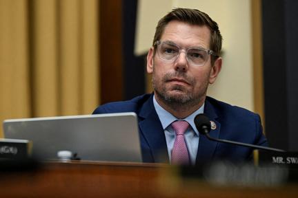 Swalwell suspends gubernatorial campaign