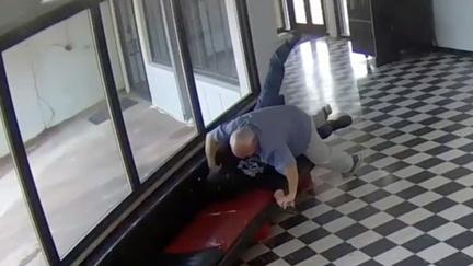 Oklahoma Principal Tackles Gunman