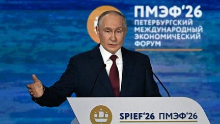 Sanctioned Russian Billionaires Criticize Economy