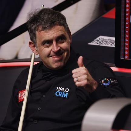 Ronnie O’Sullivan cruises at Crucible
