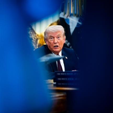 Trump threatens Iranian infrastructure