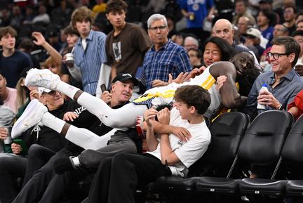 Warriors eliminate Clippers in play-in