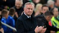 Michael O'Neill Extends NI Stay
