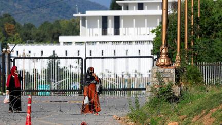 Iran rejects new peace talks