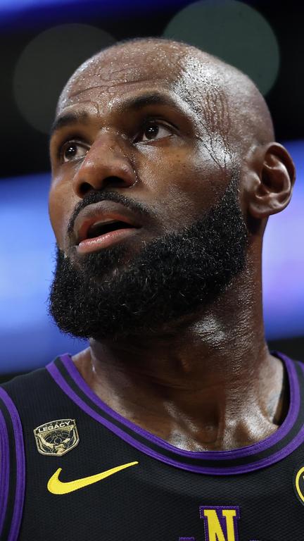 LeBron James Announces Lakers Departure