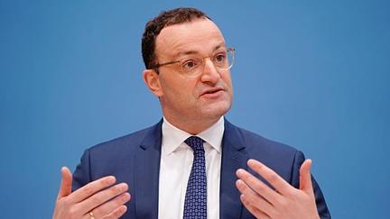 German Conservative Leader Resigns Over Surrogacy