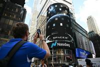 SpaceX Raises $25 Billion in Debut Bond Sale