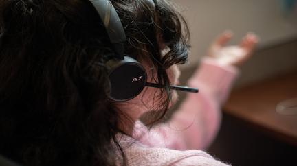 988 hotline linked to lower suicides