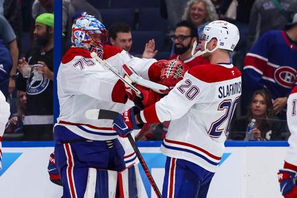 Slafkovsky hat trick stuns Lightning