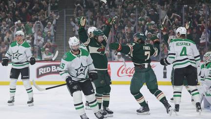 Wild advance past Stars