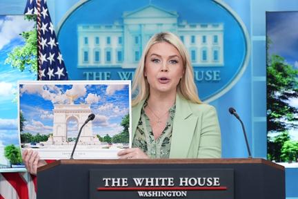 Trump's Triumphal Arch reviewed