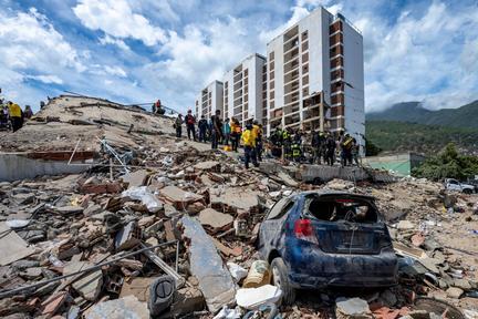 Venezuela Quake Toll Passes 1,450
